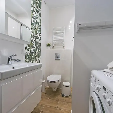 Apartamento Glow Apartments, Apartmenty Nowa Leborska *